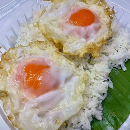 2 Fried Eggs On Rice (Duck Egg)