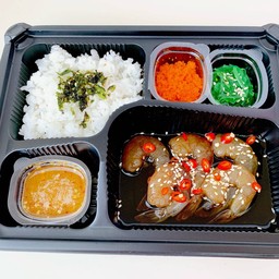 ชุด เซตเบนโตะ กุ้ง8ตัว+ข้าวญี่ปุ่น+ไข่กุ้ง+ยำสาหร่าย+น้ำจิ้มซีฟู๊ด