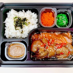 ชุด เซตเบนโตะ แซลมอนดอง14ชิิ้น+กุ้ง16ตัว+ข้าวญี่ปุ่น+ไข่กุ้ง+ยำสาหร่าย+น้ำจิ้มซีฟู๊ดแซ่บๆ