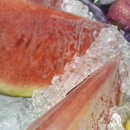 แตงโม จุ๊บจิ๊บ