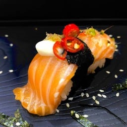 ซูชิแซลมอนดองเกาหลี