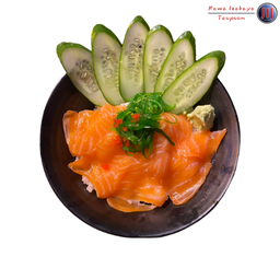 ข้าวหน้าแซลมอนซาซิมิ (Salmon Sashimi Don)
