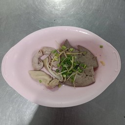 เกาเหลาแห้งเครื่องในอย่างเดียวไม่ใส่หมูสับ