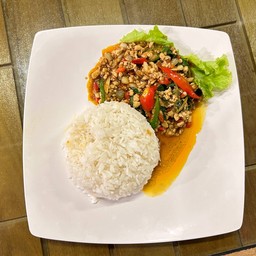 ข้าวกระเพราไก่