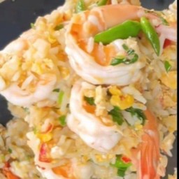 ข้่วผัดพริกสด