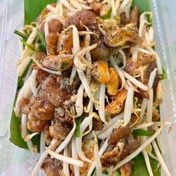 ผู้ชายขายหอย (หอยทอดโบราณ-ผัดไทยกุ้งสด) ซอยวัดท้องคุ้ง