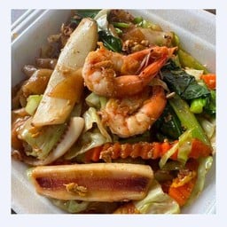 แม่แมวอาหารตามสั่ง - ถนนกลางเมือง