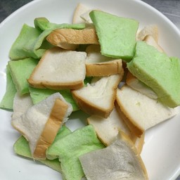ขนมปังเปล่า