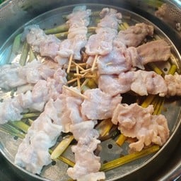 หมูนึ่งสมุนไพร 5 ไม้