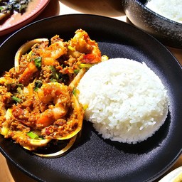 ข้าวราดผงกะหรี่