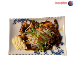 หนวดหมึกผัดซอส (Ika Kezo Sauce Itame)