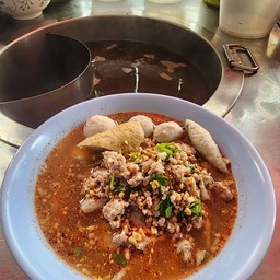 ก๋วยเตี๋ยวต้มยำ เย็นตาโฟ @ราม2ซอย8