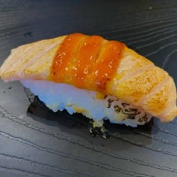 ซูชิแซลมอนเบิร์นซอสสไปซี่เกาหลี
