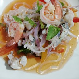ยำเส้นแก้วทะเล