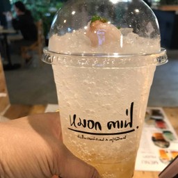 ลิ้นจี่ โซดา