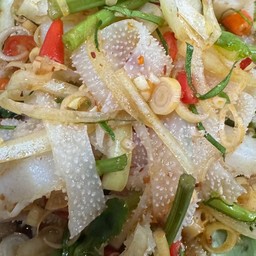 ยำผ้าขึ้ริ้ว