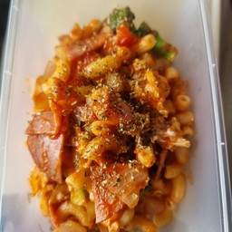 มักกะโรนีแฮม