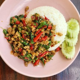 ข้าวราดกระเพราหมูสับ