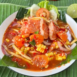 ยำแซลมอน+ไข่แดงเค็ม