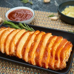อกไก่รมควันอบซอสบาร์บีคิว