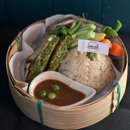 ข้าวน้ำพริกกะปิปลาทู