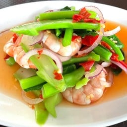 ยำคะน้ากุ้งสุก