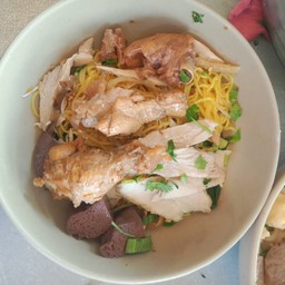 ก๋วยเตี๋ยวไก่แห้งธรรมดา
