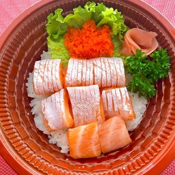 ข้าวหน้าท้องปลาแซลมอน+ไข่กุ้ง