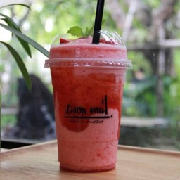 โยเกิร์ต สตอเบอร์รี่