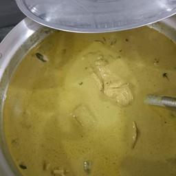 ขนมจีนแกงไก่