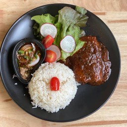 ข้าวซี่โครงหมูอบน้ำผึ้ง