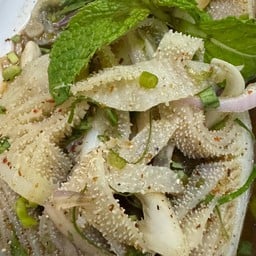 ลาบริ้ว