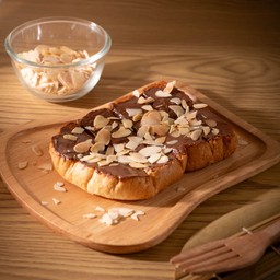 ปังปิ้งแผ่น-นูเทลล่าอัลมอนด์