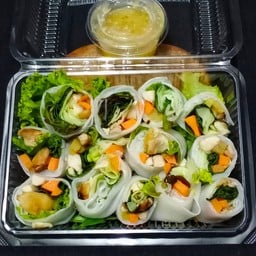 ก๋วยเตี๋ยวลุยสวนคุณยาย