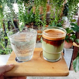 มัทฉะ dirty coffee