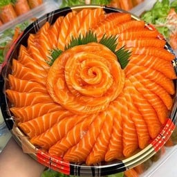 มิสเตอร์หม่าล่า กับแซลมอน หน้ากาดอินทร