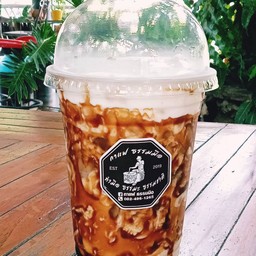 นมสดบราวน์ชูก้า