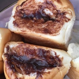 ปังนึ่งไส้ช๊อคโกแลค 2 ชิ้น