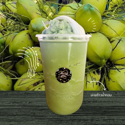 มะพร้าวปั่นนมสด ชาเขียว
