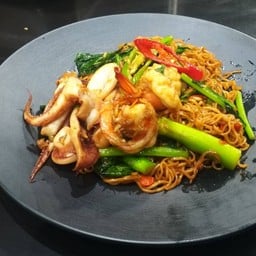 มาม่าผ้ดขี้เมา