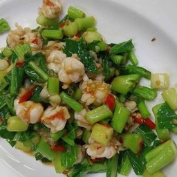 กุ้งซอสกะปิคะน้า (เป็นกับข้าว)