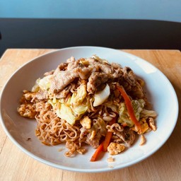 ผัดมาม่า