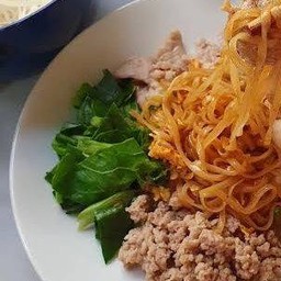 เล็กคลุกโบราณหมูสับ