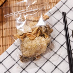 หนังปลาทอด.