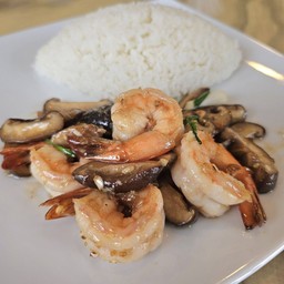 ข้าว กุ้งผัดเห็ดหอม