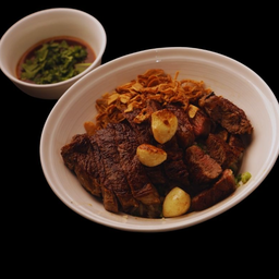 ข้าวหน้าเนื้อสเต็ก