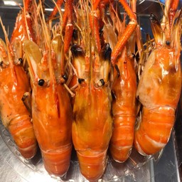 กุ้งก้ามกรามขนาดจัมโบ้ 9-11ตัวโลจำนวน 1 กิโล