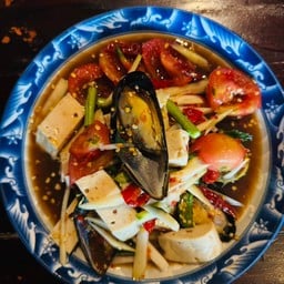 ตำหมูยอยั่วภู่