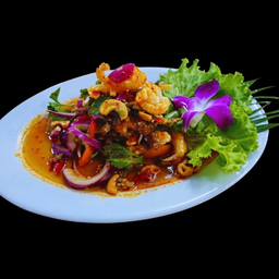 ยำสามกรอบ