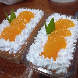 เค้กส้ม เพิ่มวิปครีม